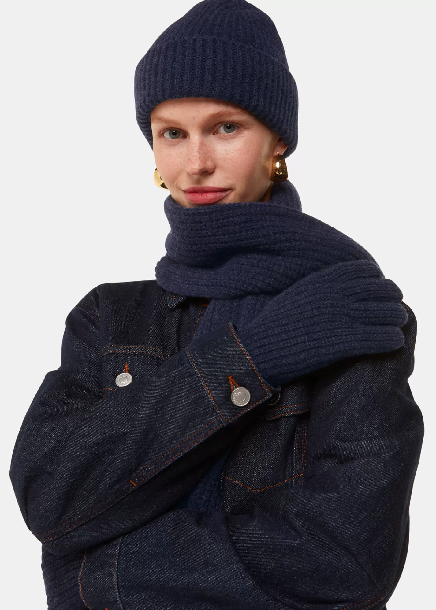 Whistles Hats, Gloves & Scarves*Lambswool Scarf Navy